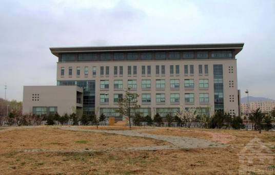大连民族大学金石滩校区