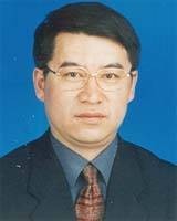 朱炳文（内蒙古大学原党委书记）