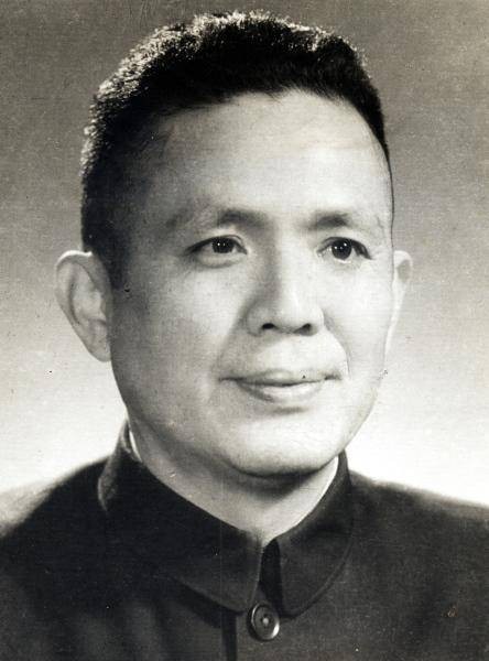 何伟(中华人民共和国教育部原部长)