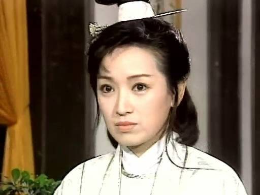 张怡芬