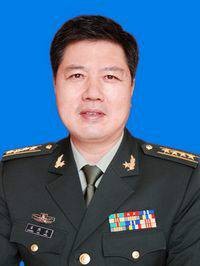 黄恩华（江西师范大学原党委书记）