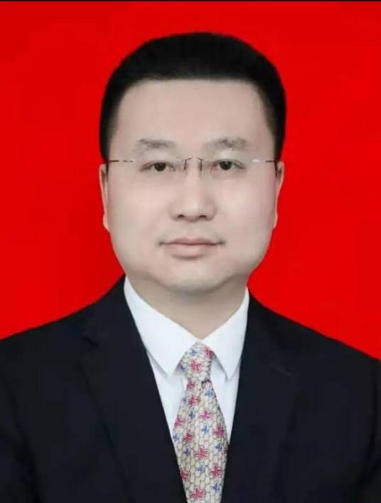 吴华（江西省上饶市弋阳县委原书记）
