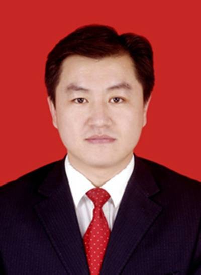 张辉（新疆昌吉回族自治州人大常委会副主任）