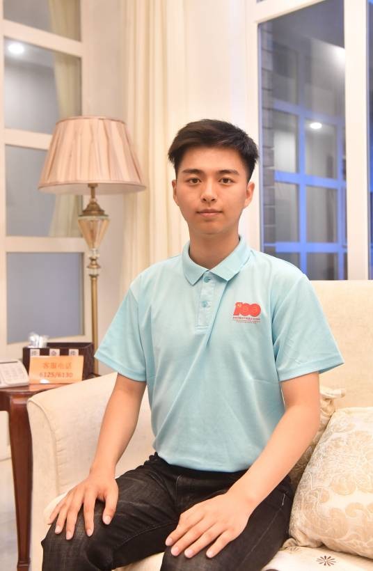 赵建铭（庆祝中国共产党成立100周年大会献词领诵员）