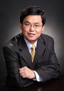 王亚平（北京大学光华管理学院金融学副教授、博士生导师）