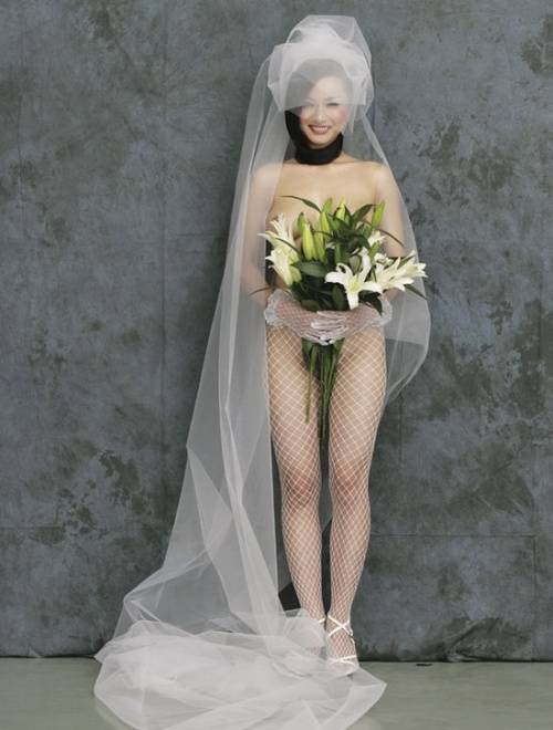 裸体婚纱照