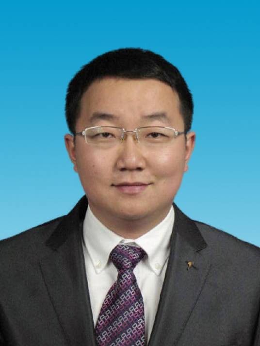 杜诚（广西壮族自治区崇左市委常委、市政府党组副书记）