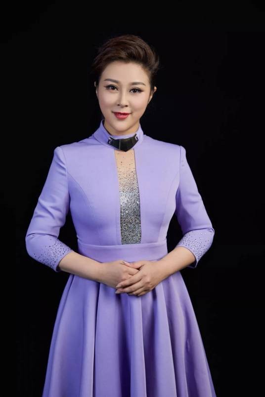 张馨月（中国内地京剧女演员，北京京剧院一级演员）