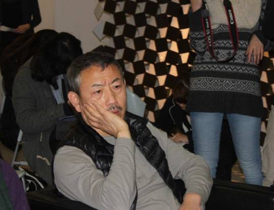 王玉平(中央美术学院油画系艺术家)