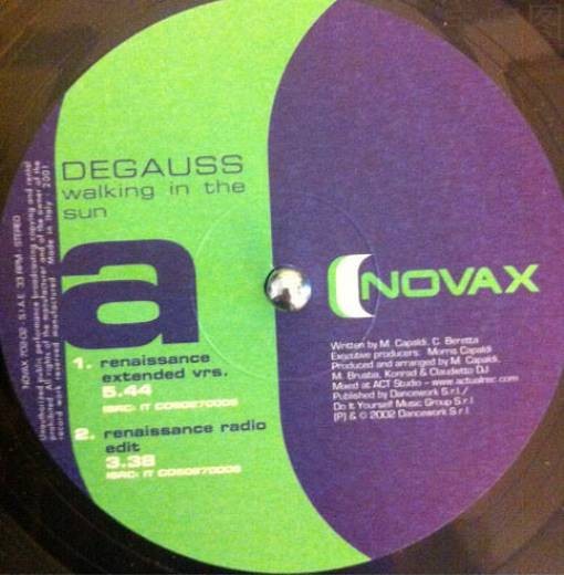 walking in the sun（Degauss演唱歌曲）