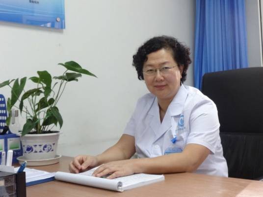 杨淑梅(皮肤病权威专家)