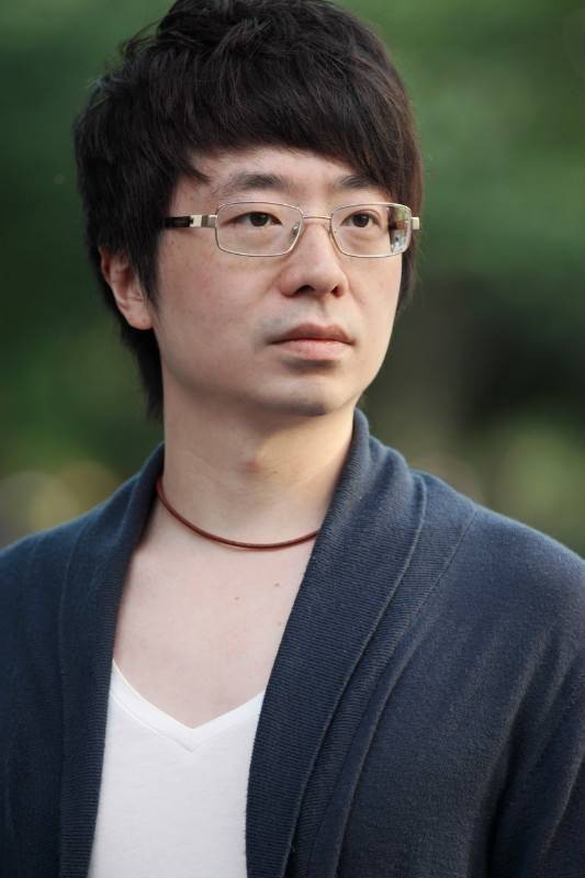 王菂