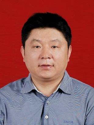 田力（襄阳市樊城区人大常委会副主任）