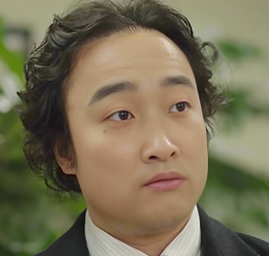 张元英（韩国男演员）