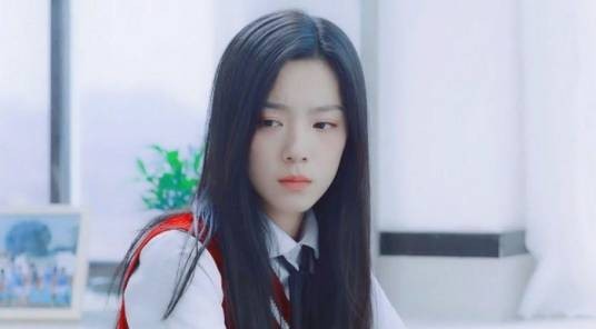 韩菲(网剧《我的刺猬女孩》女主角)