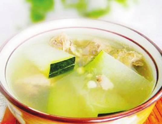 骨头汤（汤类菜品）