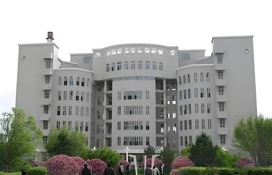 新疆医科大学研究生学院