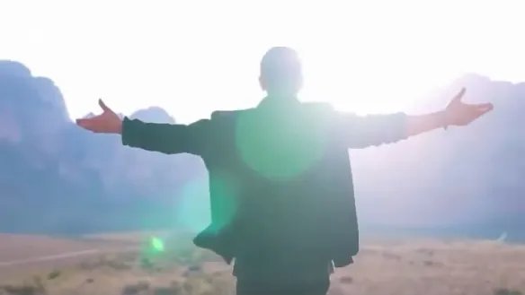 20万点赞完成!周杰伦兑现承诺 公布新歌25秒前奏MV!