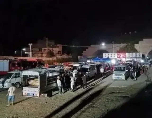 百色一施工隧道塌方9人被困，现在9人都获救了吗？