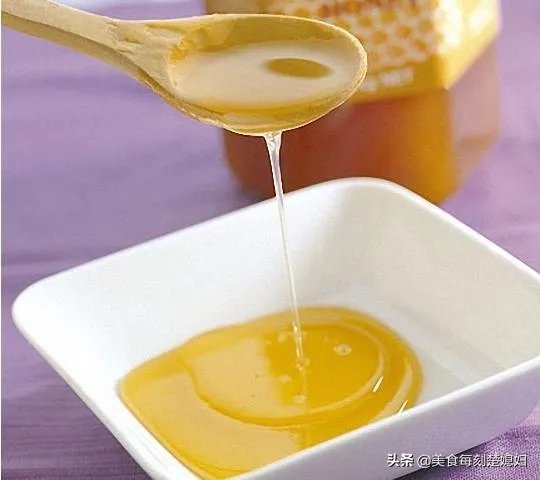 你买的蜂蜜可能是假的,南江一假蜂蜜制售窝点被捣毁, 你怎么看?