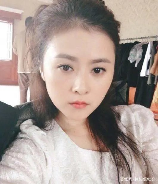 沈腾曾求婚恋爱12年女友,女友激动不已,你怎么看?