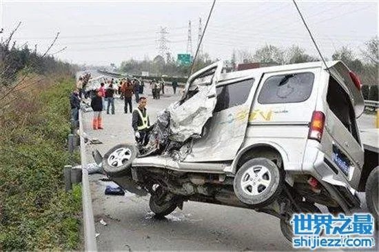 中国最大的车祸有哪些?四川9.13车祸死亡人数最多