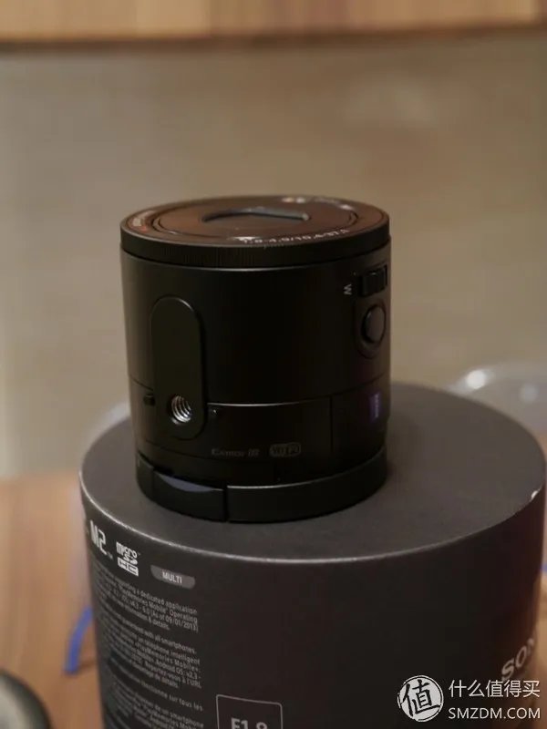 SONY 索尼 DSC-QX100 镜头式数码相机,极其有爱的新鲜玩意儿