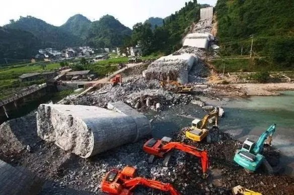 印度大坝建42年启用首日坍塌,应该如何避免民生工程成为“豆腐渣工程”?