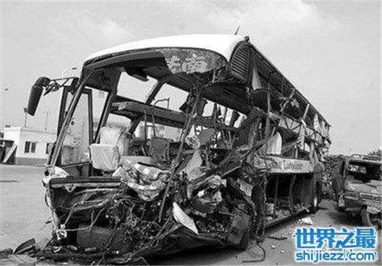 中国最大的车祸有哪些?四川9.13车祸死亡人数最多