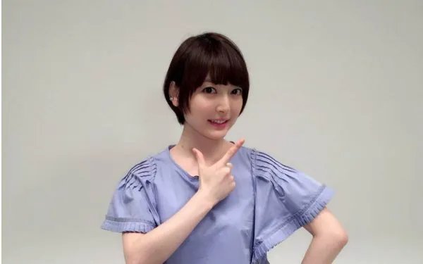 花泽香菜小野贤章结婚,你看过花泽香菜的作品吗?