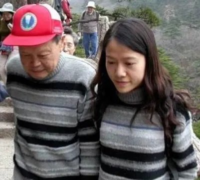 杨振宁遗产分配方案敲定,翁帆只得一别墅居住权,如今她后不后悔?