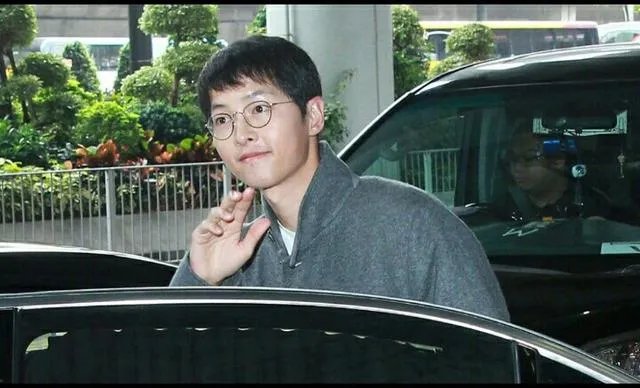 素颜的宋仲基,你还觉得他帅么?