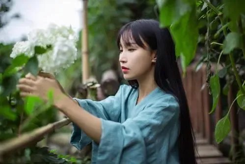 李子柒签约公司获字节入股,李子柒与哪一个公司签约了?