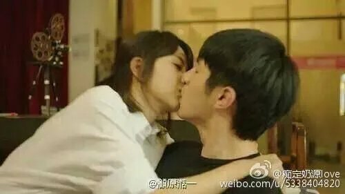 刘昊然疑恋情曝光,刘昊然被曝光的女友到底是谁?