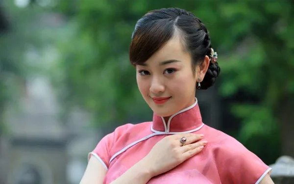 张檬再次向刘雨欣道歉，你觉得她的道歉态度诚恳吗？