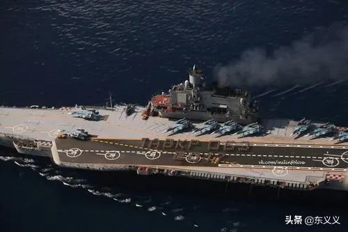如果日本出云级直升机航母搭载F-35战机能够战胜俄罗斯航母吗?