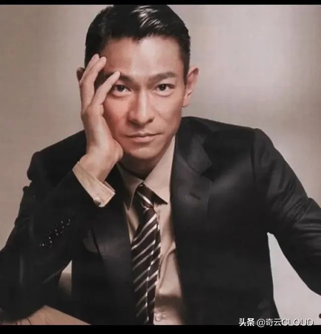 你觉得刘德华和黎明,在歌坛谁的地位高点?为什么?