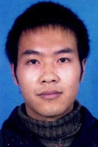 求景甜男友华汉的照片!