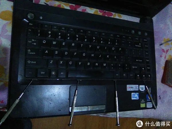 XP下 lenovo 联想U450不定时死机,拆机换相变硅脂?不,关双显卡热切换