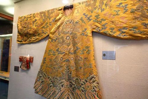 为何说定陵挖掘是史上一大悲剧,定陵地下宫殿是什么样的?
