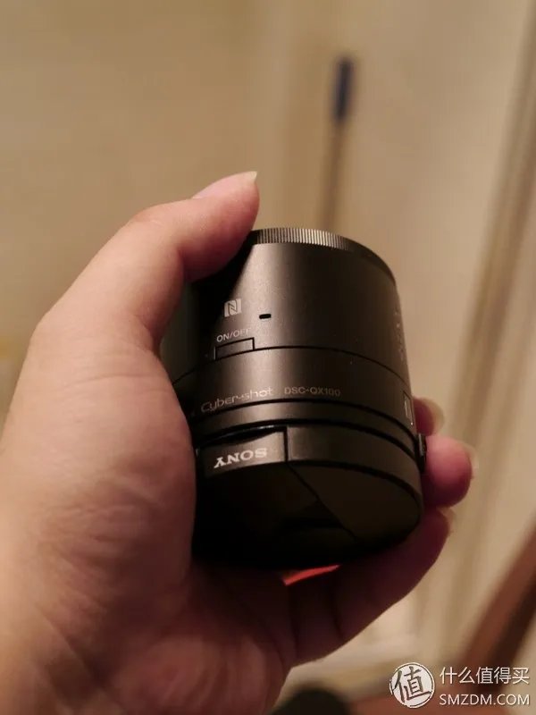 SONY 索尼 DSC-QX100 镜头式数码相机,极其有爱的新鲜玩意儿