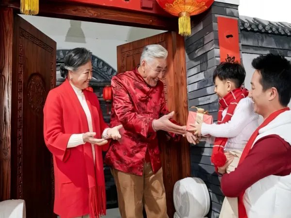 小辈对长辈春节祝福语