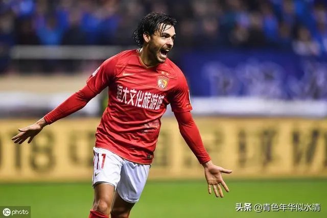 网上新闻报道高拉特已放弃巴西国籍,高拉特入籍已是板上钉钉,中国队将所向披靡吗?