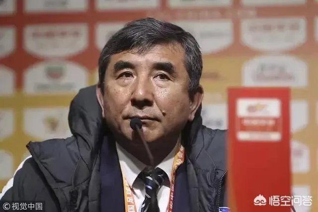 中超首轮,大连一方被上海上港8-0狂胜,昔日王者大连足球到底怎么了?