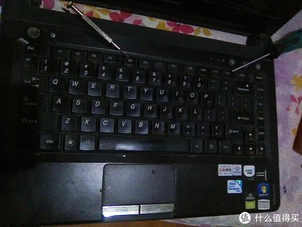 XP下 lenovo 联想U450不定时死机,拆机换相变硅脂?不,关双显卡热切换