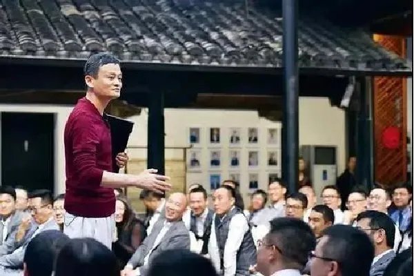 湖畔大学更名,背后的因素有哪些?