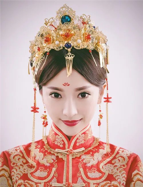 婚纱发型造型图片欣赏 简单新娘发型怎么做