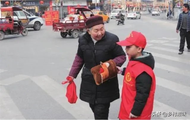 你怎么看待“国科大学生发表辱国言论后道歉”这件事?