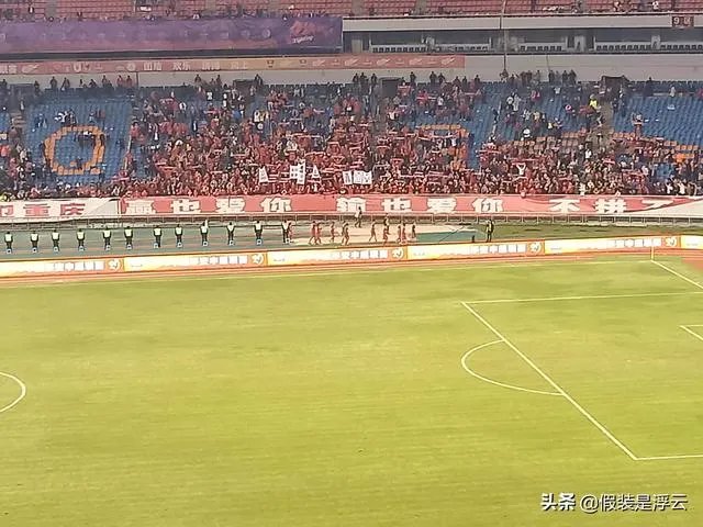 网上新闻报道高拉特已放弃巴西国籍,高拉特入籍已是板上钉钉,中国队将所向披靡吗?