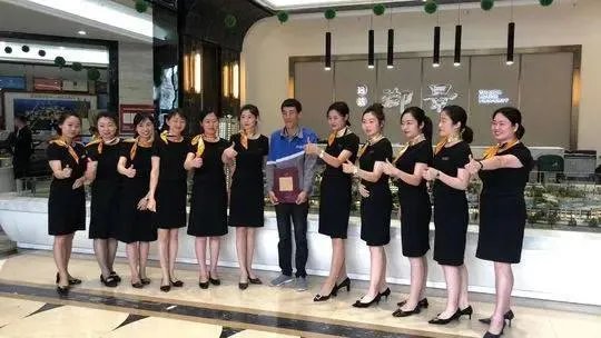 海尔奖励“救人小哥”60万的一套房，今天选房成功，你怎么看？